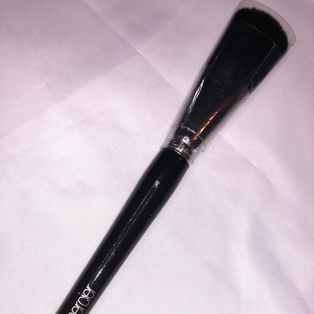 Laura Mercier Powder Brush